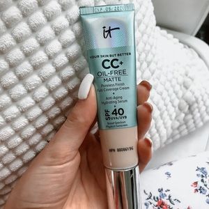 IT COSMETICS YOUR SKIN BUT BETTER CC CREAM